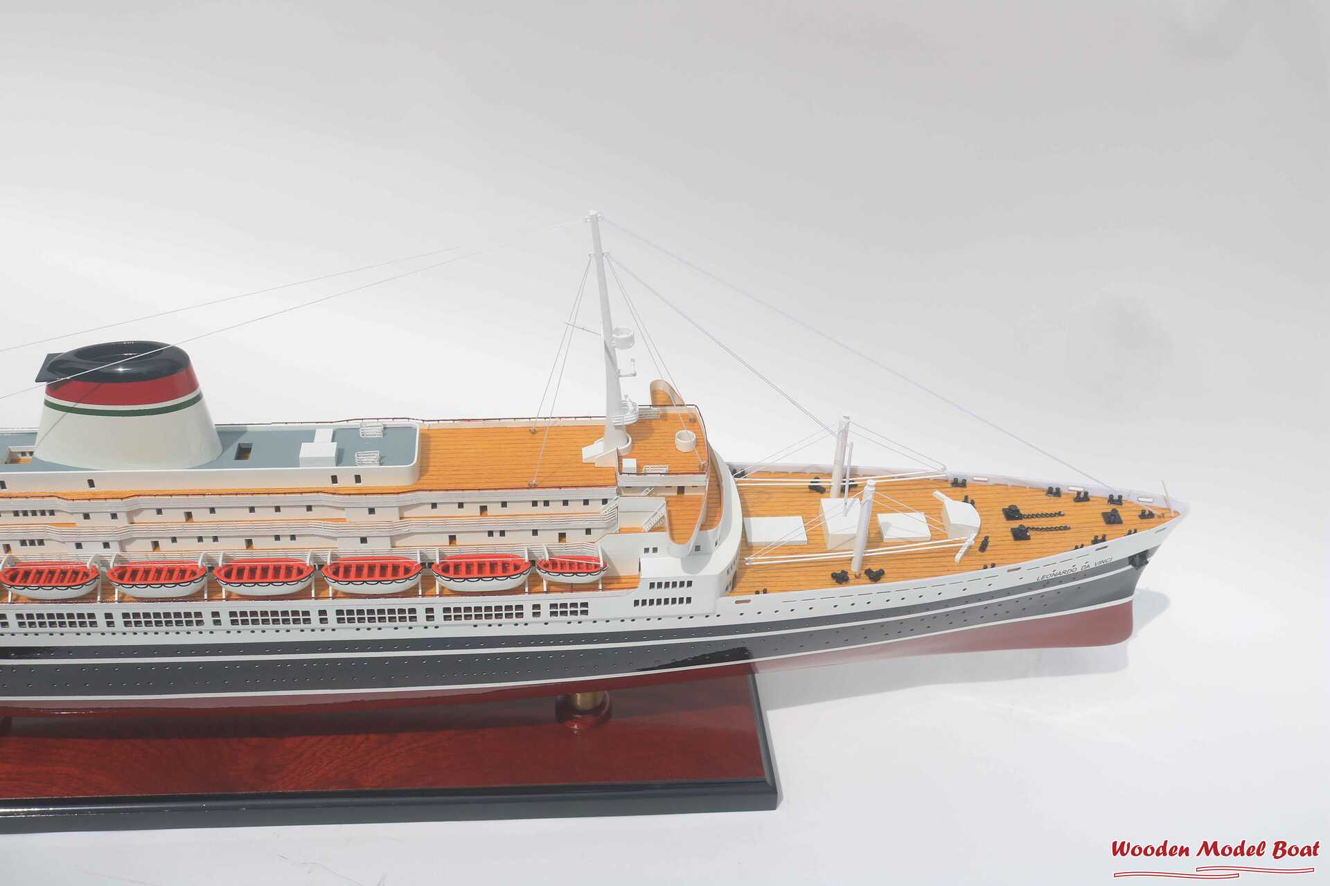 SS Leonardo Da Vinci Black & Red Hull Ocean Liner Model (5) Wooden Model Boat Handicraft