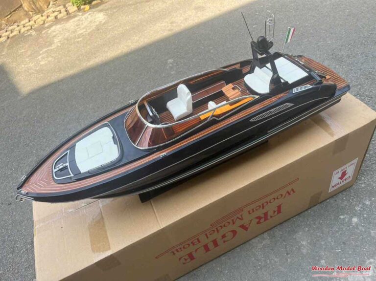 Black Riva Rivale 56 Classic Speed Boat Model 33 4 Wooden Model Boat Handicraft