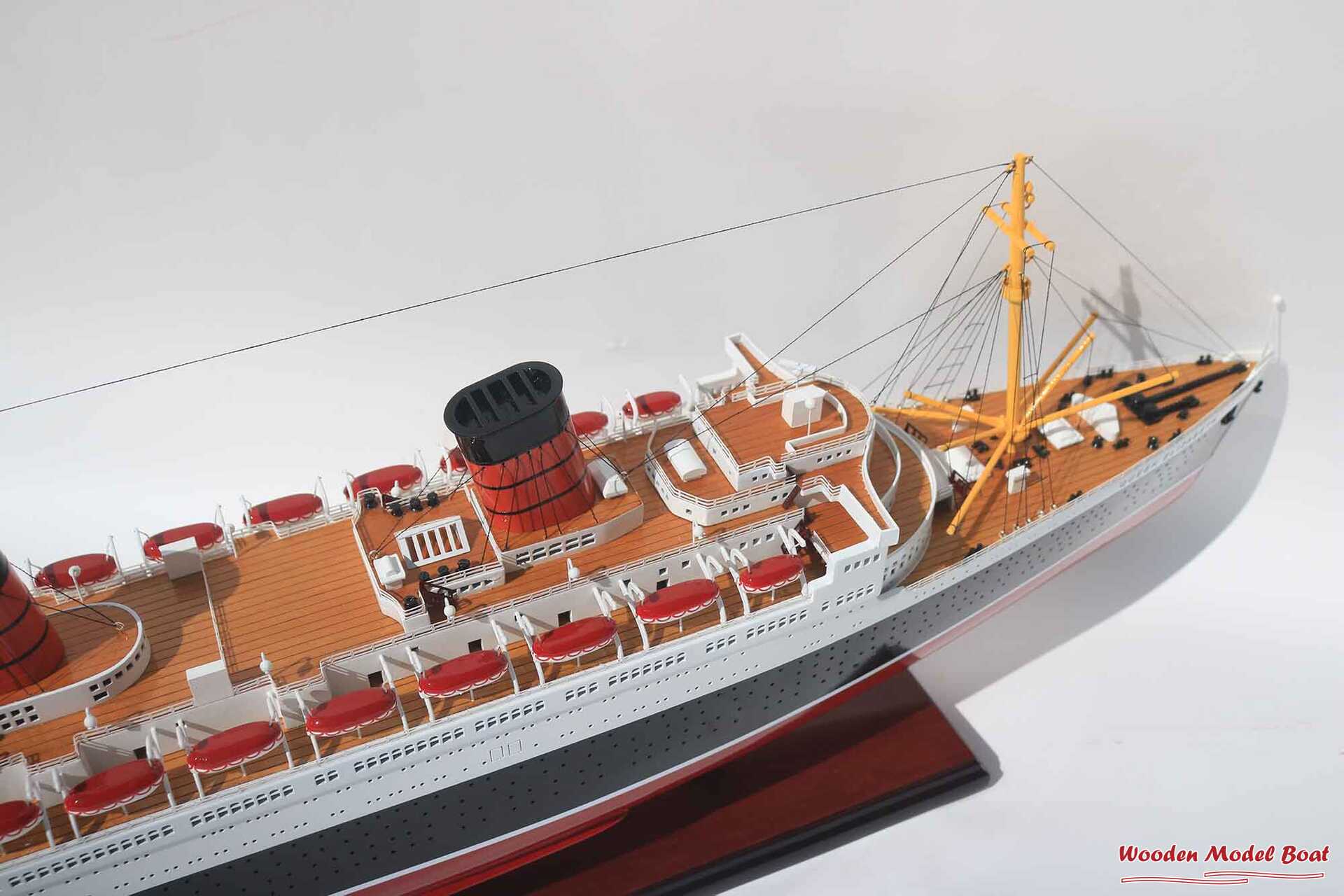 RMS Queen Elizabeth Cruise Ship Model (2) Wooden Model Boat Handicraft RMS Queen Elizabeth Cruise Ship Model 2 Wooden Model Boat Handicraft