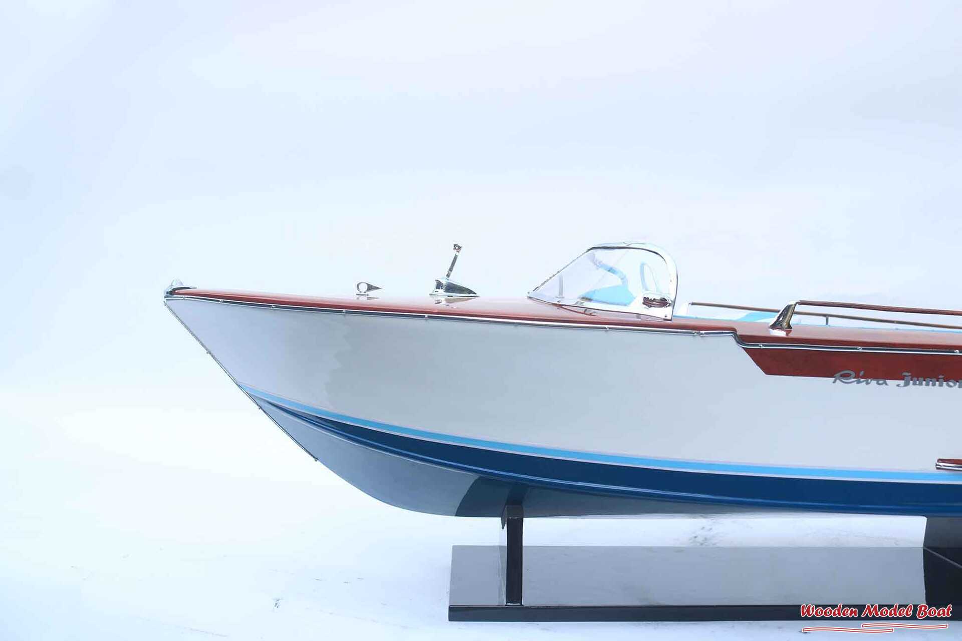 Riva Junior (1967 – 1972) Speed Boat Model (13) Wooden Model Boat Handicraft Riva Junior 1967 – 1972 Speed Boat Model 13 Wooden Model Boat Handicraft